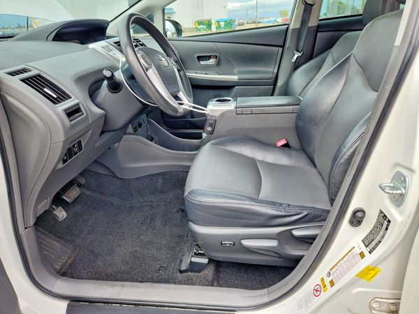 2012 TOYOTA PRIUS — DENT