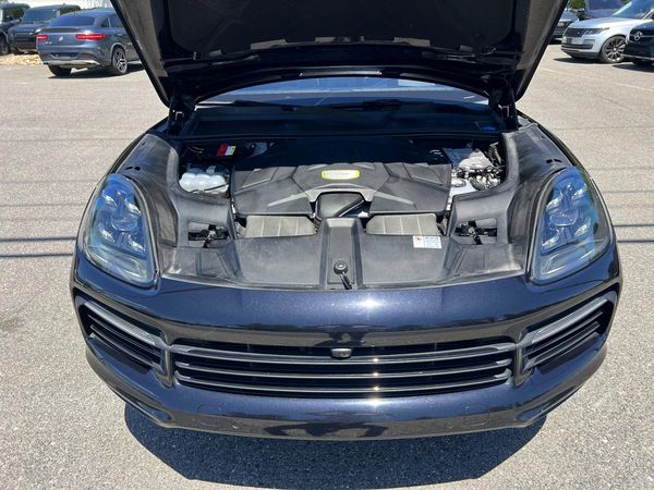 2019 PORSCHE CAYENNE