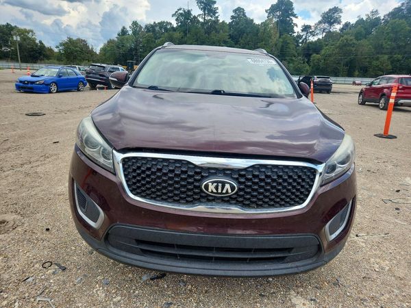 2017 KIA SORENTO L, LX