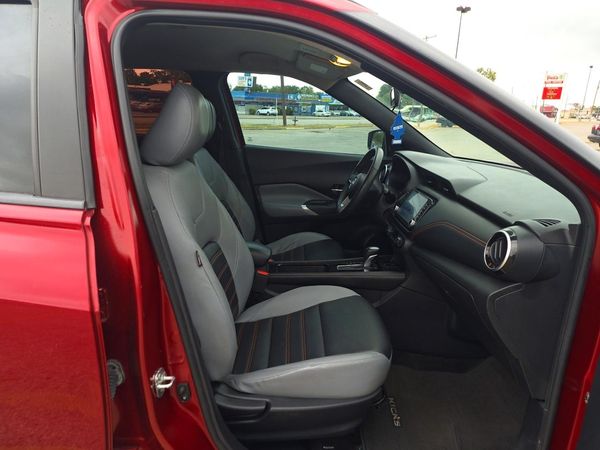 2022 NISSAN KICKS SR