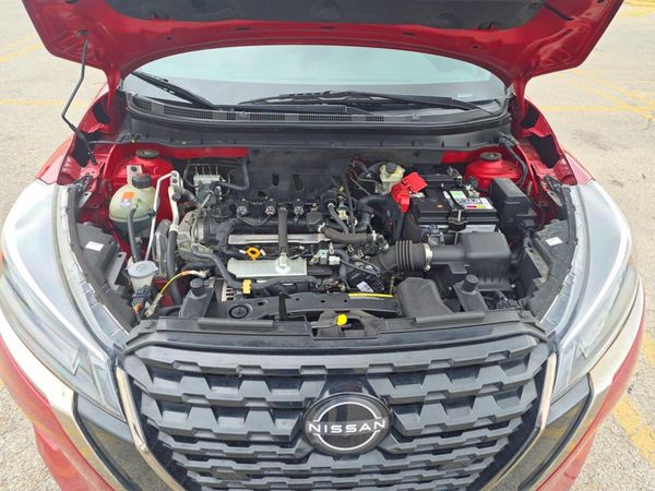 2022 NISSAN KICKS SR