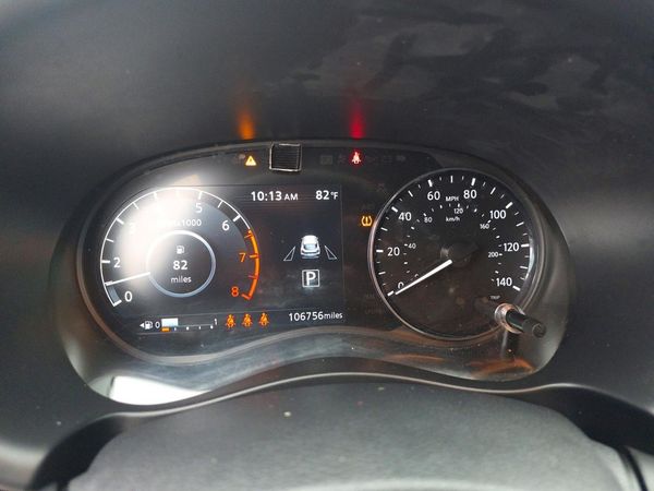 2022 NISSAN KICKS SR