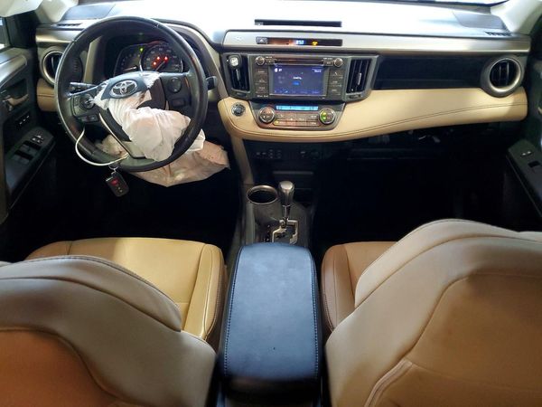 2022 TOYOTA RAV4 High