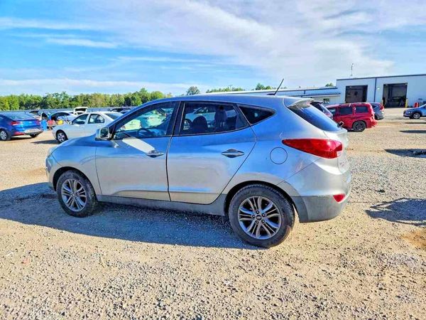 2015 HYUNDAI TUCSON