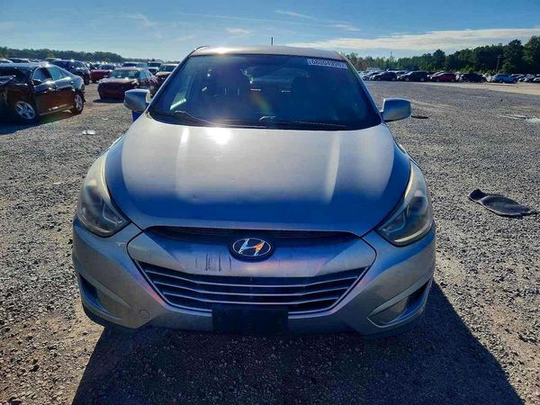 2015 HYUNDAI TUCSON