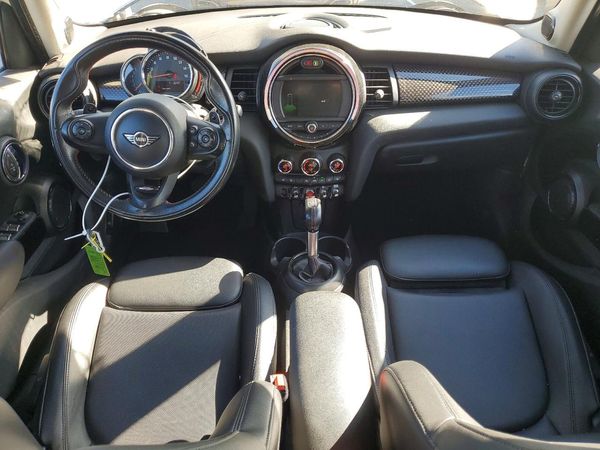 2019 MINI COOPER