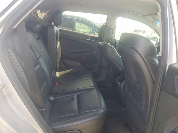 2018 HYUNDAI TUCSON