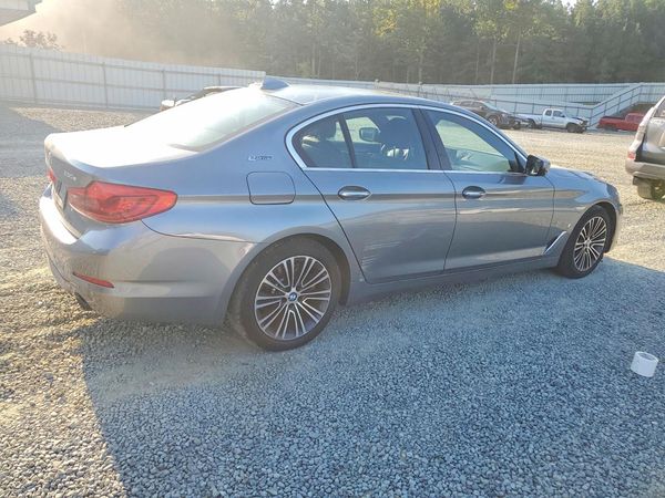 2018 BMW 530E