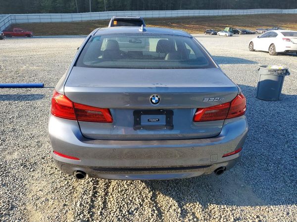 2018 BMW 530E