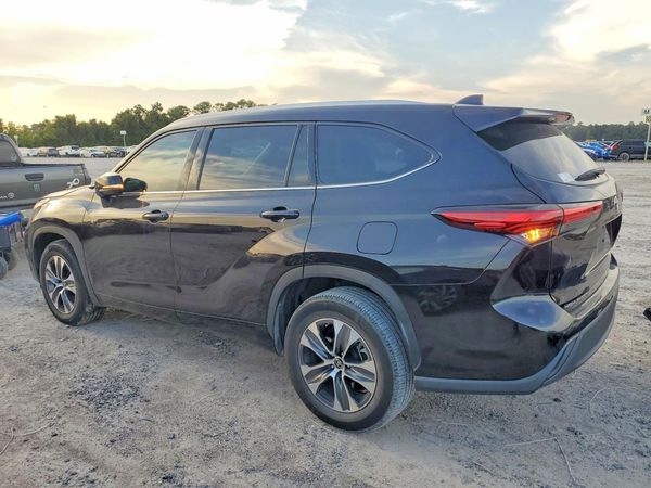 2022 TOYOTA HIGHLANDER