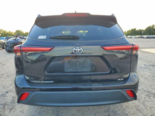 2022 TOYOTA HIGHLANDER
