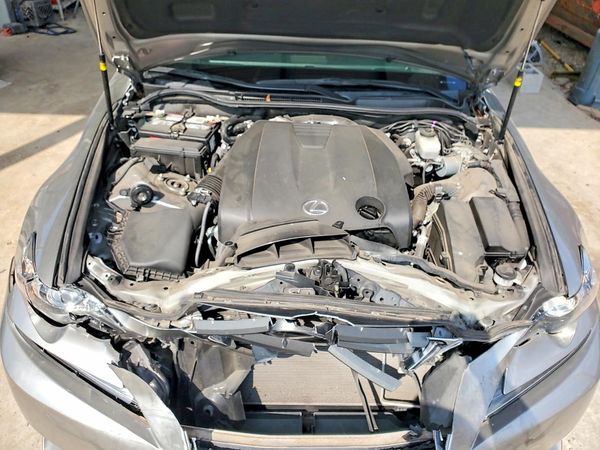 2015 LEXUS IS