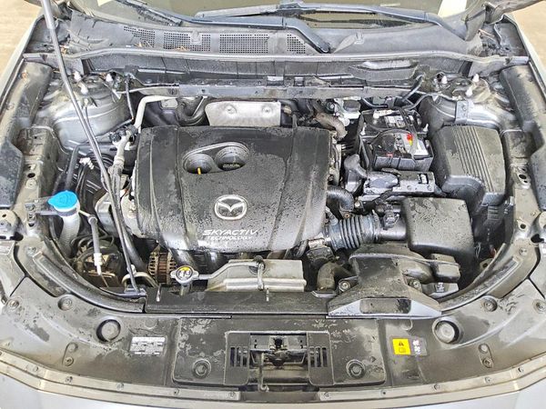 2017 MAZDA CX-5 Grand Touring — Engine bay