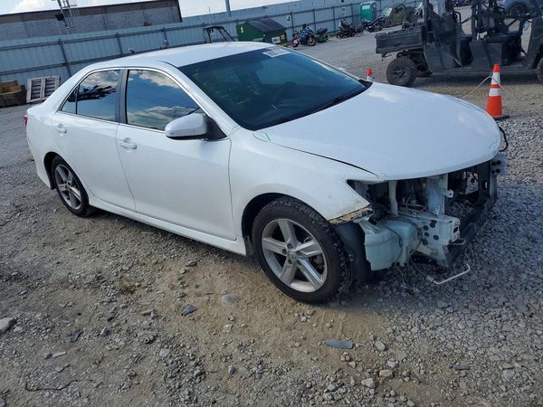 2026 TOYOTA CAMRY