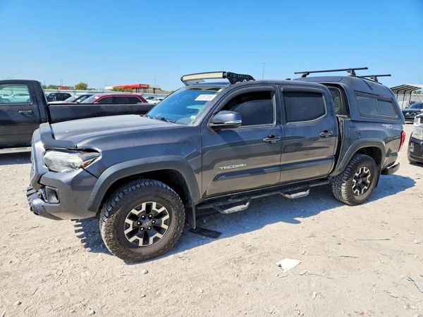 2017 TOYOTA TACOMA — Front 3/4
