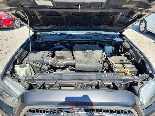 2017 TOYOTA TACOMA — Engine bay