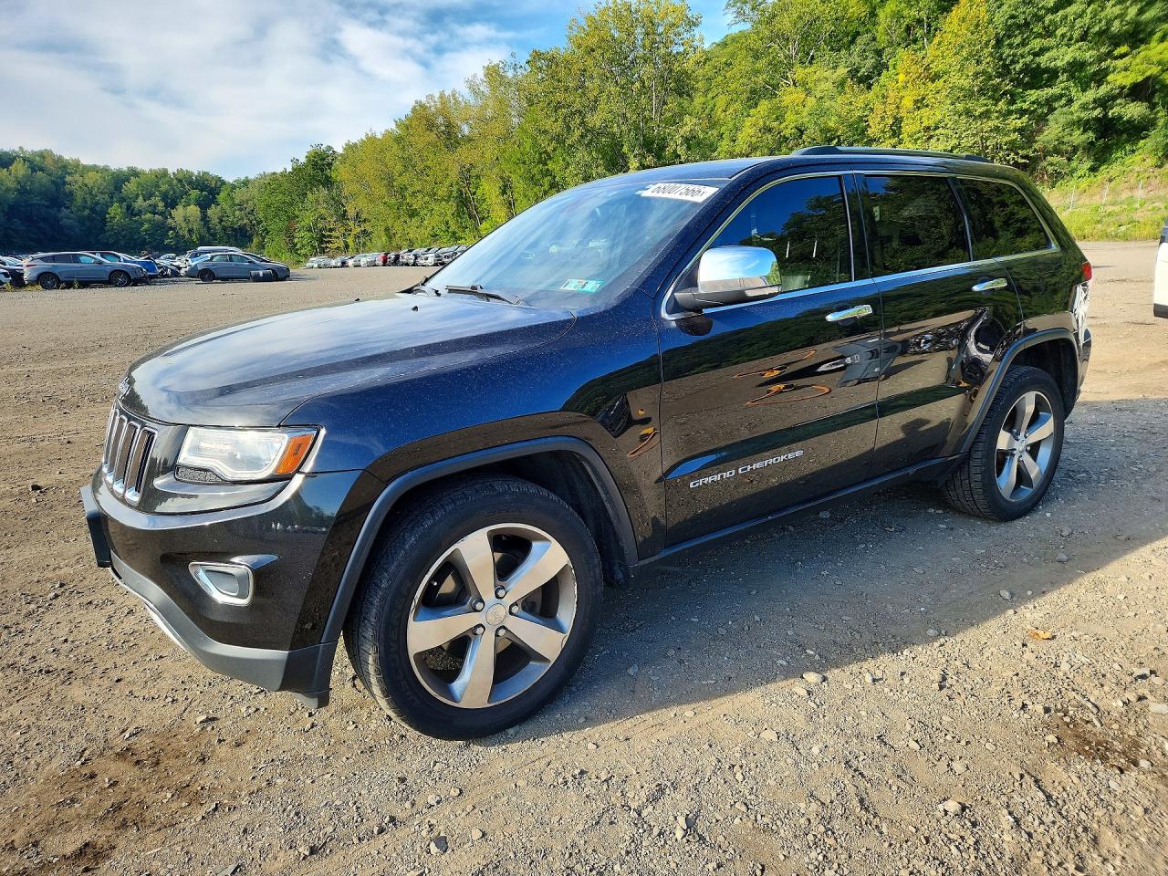 2014 JEEP CHEROKEE LIMITED 4X4 — Front 3/4
