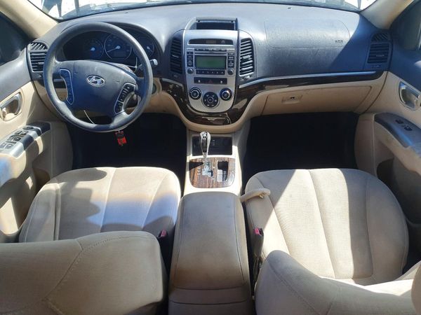 2012 HYUNDAI SANTA FE GL(Middle-low )