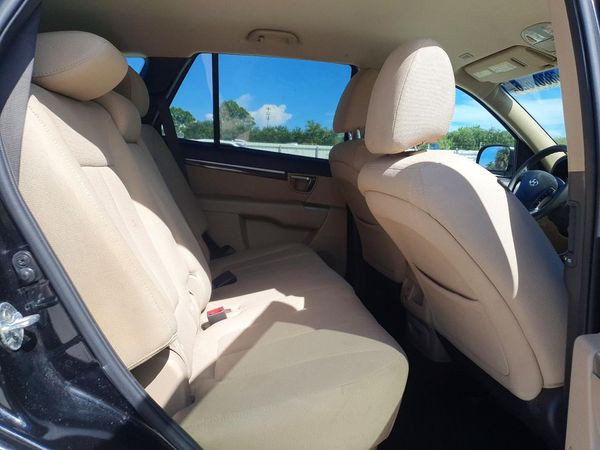 2012 HYUNDAI SANTA FE GL(Middle-low )