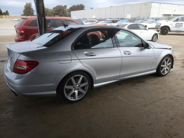 2012 MERCEDES-BENZ C