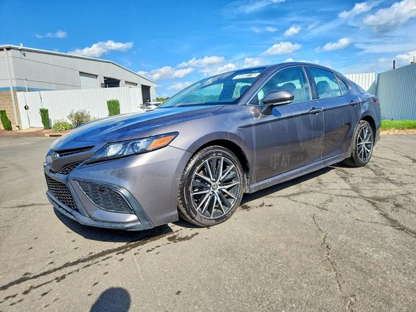 2022 TOYOTA CAMRY