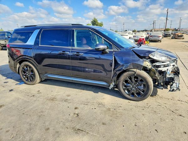 2024 KIA CARNIVAL