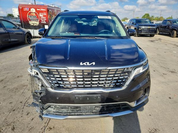 2024 KIA CARNIVAL