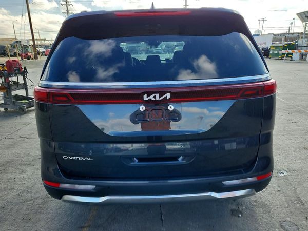2024 KIA CARNIVAL