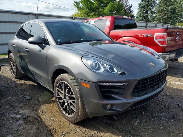 2018 PORSCHE MACAN Macan S