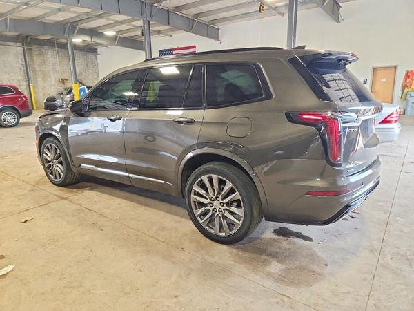 2020 CADILLAC XT6