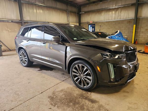 2020 CADILLAC XT6