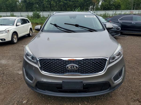 2017 KIA SORENTO L, LX