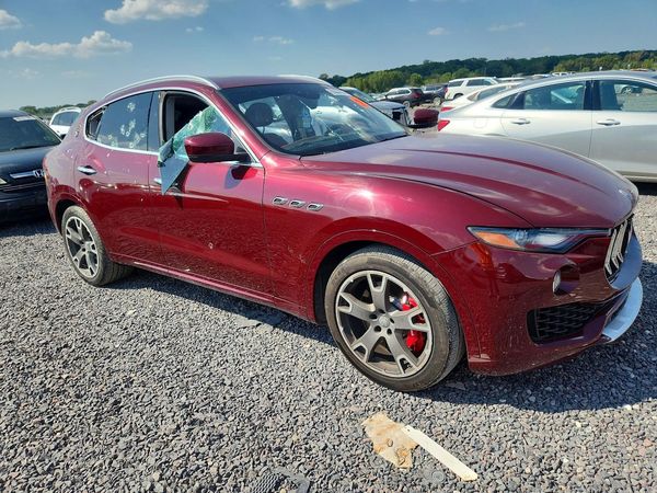 2017 MASERATI LEVANTE