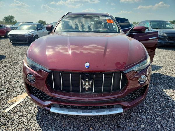 2017 MASERATI LEVANTE