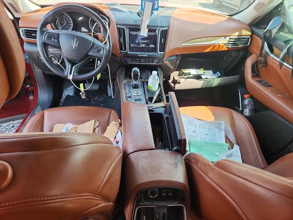 2017 MASERATI LEVANTE