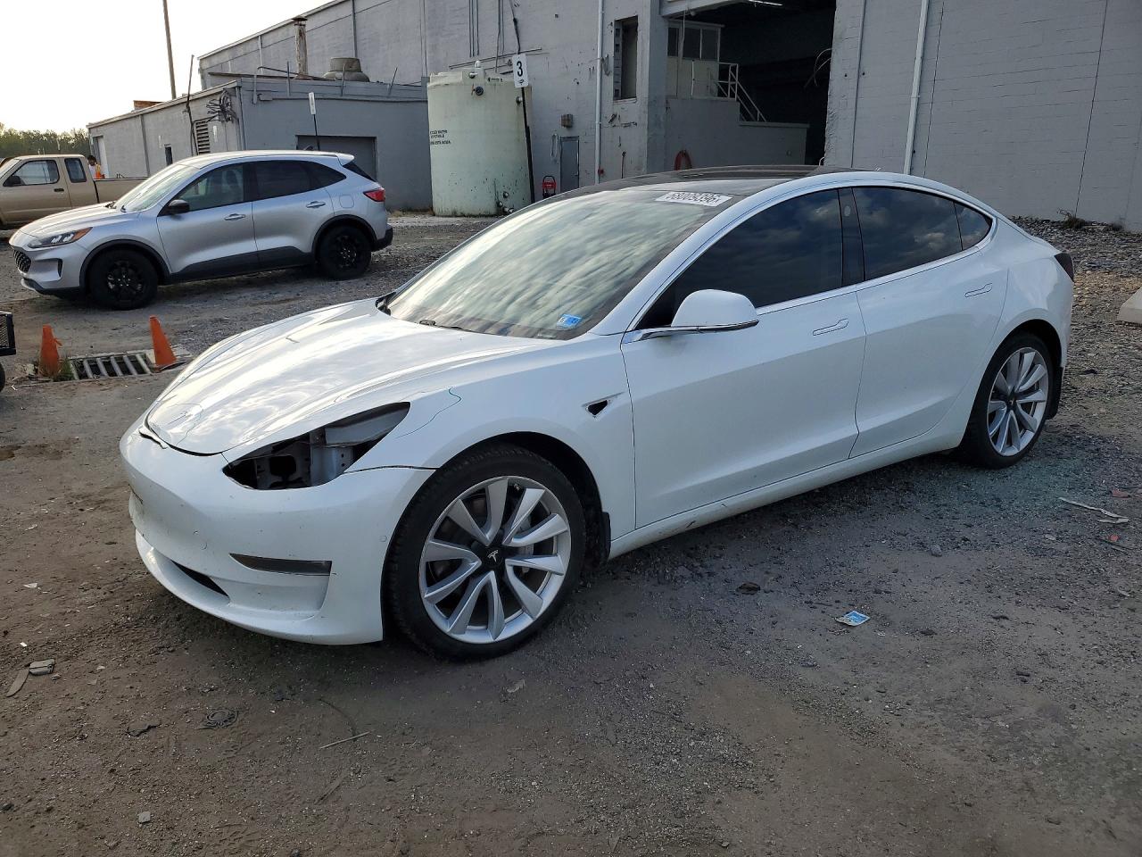 2019 TESLA MODEL 3 — Front 3/4