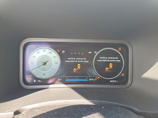 2022 HYUNDAI KONA
