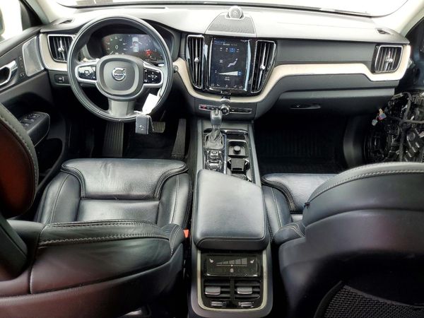 2018 VOLVO XC60 Inscription