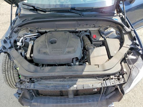 2018 VOLVO XC60 Inscription