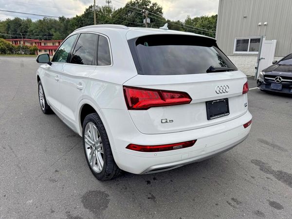 2018 AUDI Q5 quattro Premium Plus