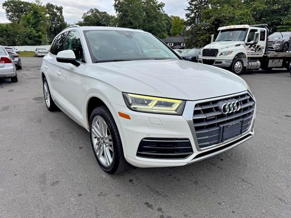 2018 AUDI Q5 quattro Premium Plus