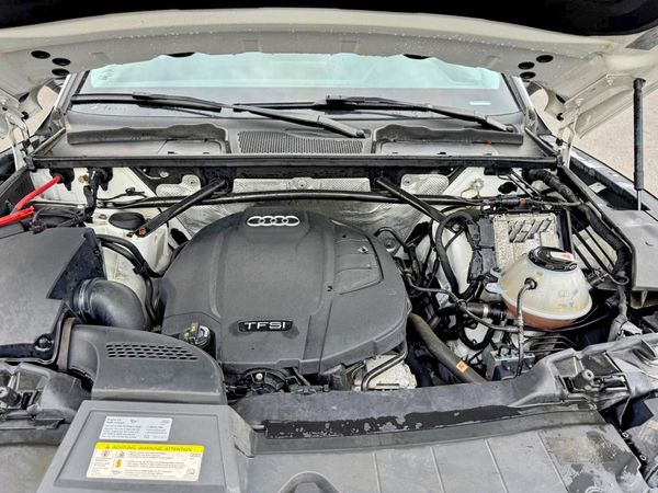 2018 AUDI Q5 quattro Premium Plus