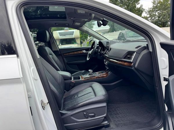 2018 AUDI Q5 quattro Premium Plus