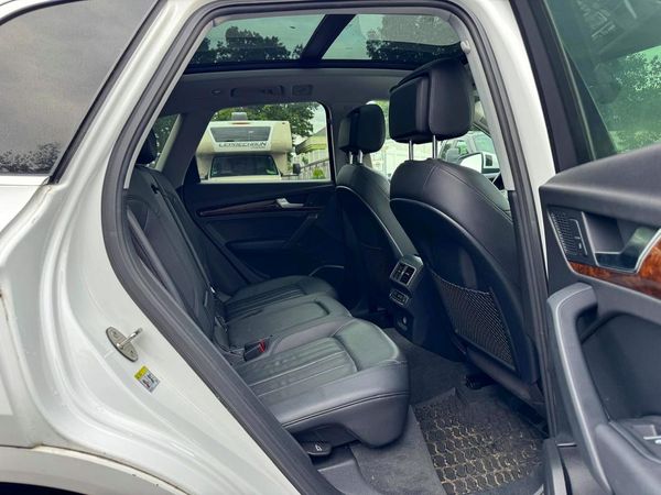 2018 AUDI Q5 quattro Premium Plus