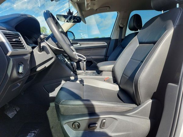 2021 VOLKSWAGEN ATLAS