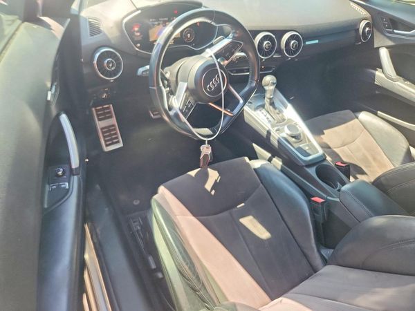 2017 AUDI TT quattro