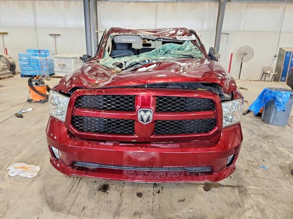 2018 RAM 1500 ST