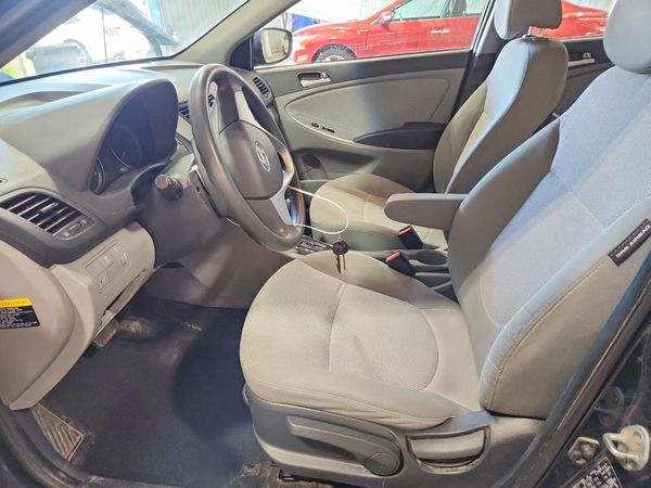 2014 HYUNDAI ACCENT