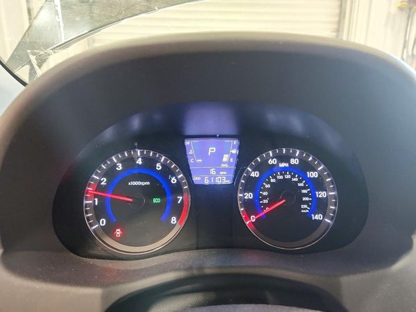 2014 HYUNDAI ACCENT