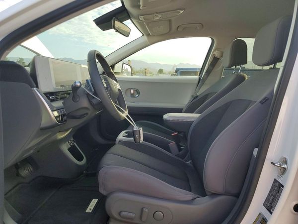 2024 HYUNDAI IONIQ SE — DENT